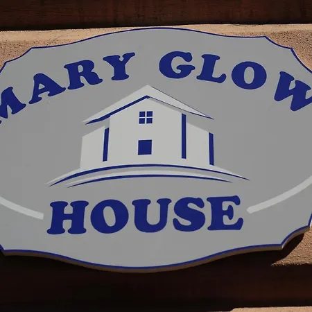 아파트 Mary Glow House